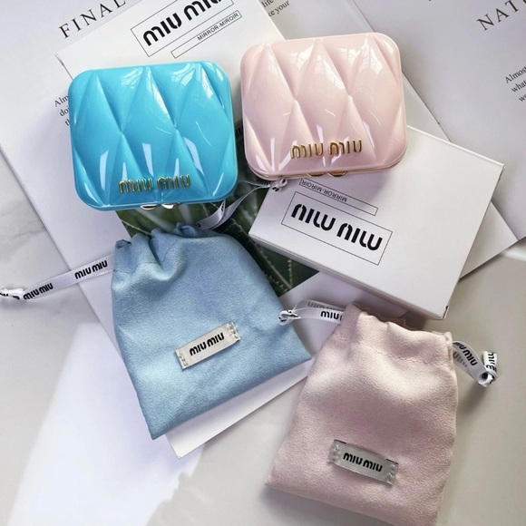 Miu Miu Compact Mirror - Picture 5 of 5